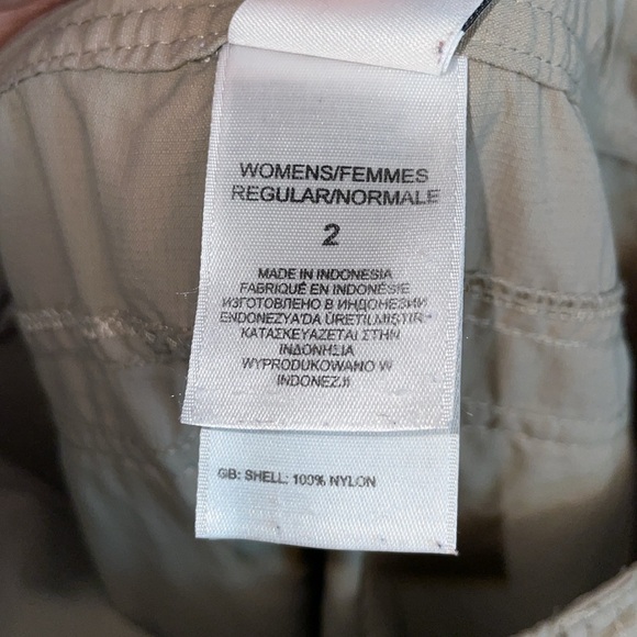The north face tactical outdoor pants tan cream colored size 2 unzip pants - Picture 9 of 9
